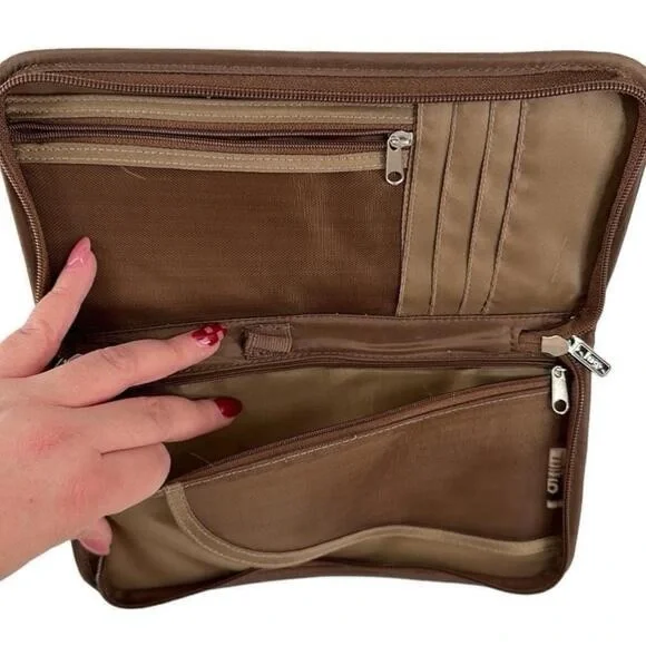 Lug Tango Travel Wallet passport holder sleeve vacation luggage brown - Picture 14 of 16